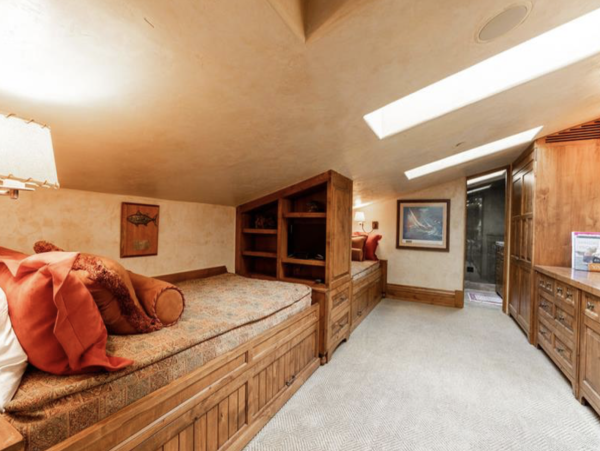 Best Penthouse in Vail Overlooking Vail Village and slopes